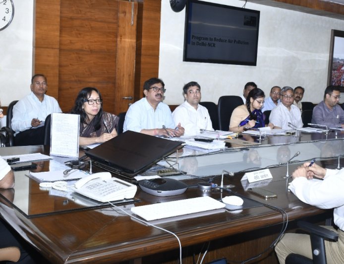 मुख्य सचिव की अध्यक्षता में राष्ट्रीय राजधानी क्षेत्र (एनसीआर) में वायु प्रदूषण नियंत्रण एवं वायु गुणवत्ता सुधार से संबंधित उच्चस्तरीय समीक्षा बैठक संपन्न
