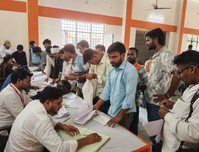 रोजगार मेले में 262 अभ्यर्थियों का चयन, 1585 युवाओं ने किया प्रतिभाग