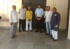 डीईओ ने राजनैतिक दलों के प्रतिनिधियों के साथ ईवीएम वेयरहाउस का किया निरीक्षण