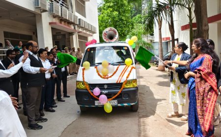 ‘समाधान समारोह’ के व्यापक प्रचार-प्रसार हेतु जागरूकता वाहन को दिखाई हरी झंडी