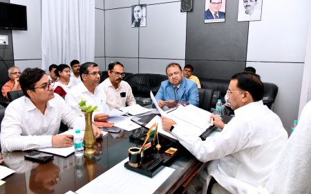 राज्यमंत्री नरेन्द्र कश्यप की अध्यक्षता में हुई शल्य चिकित्सा अनुदान समिति की बैठक