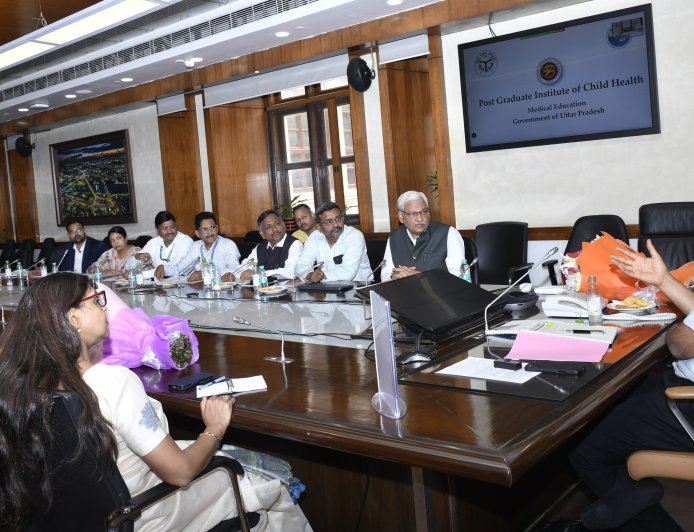 मुख्य सचिव की अध्यक्षता में बाल चिकित्सा एवं स्नातकोत्तर शैक्षणिक संस्थान, नोएडा की 13वीं शासी निकाय की बैठक सम्पन्न
