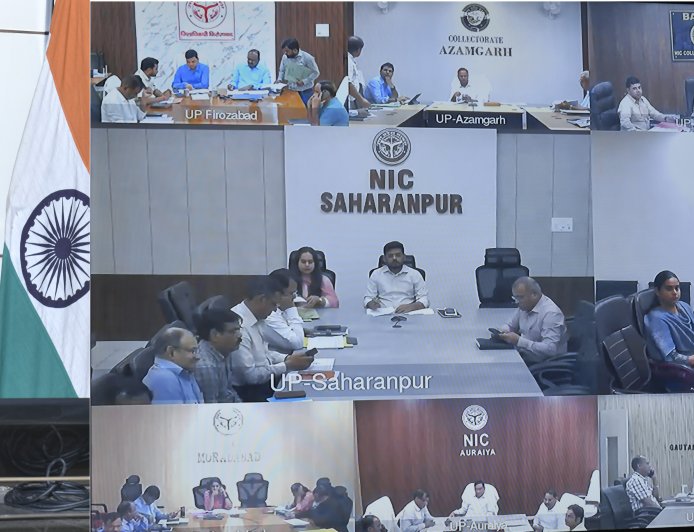 मुख्य सचिव की अध्यक्षता में वीडियो कॉन्फ्रेंसिंग के माध्यम से सभी मण्डलायुक्तों एवं जिलाधिकारियों के साथ साप्ताहिक समीक्षा बैठक सम्पन्न