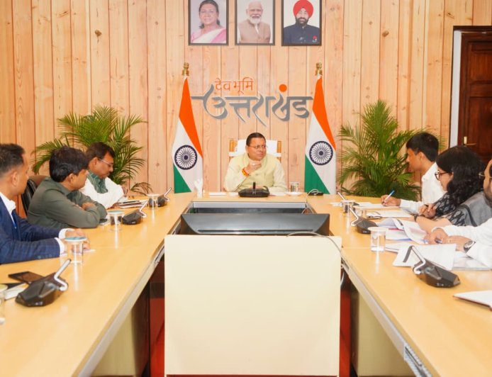 सीएम धामी ने नीति आयोग की टीम के साथ राज्य के विकास के विभिन्न विषयों पर की विस्तृत चर्चा