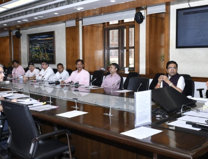 मुख्य सचिव की अध्यक्षता में पीएम ई-ड्राइव योजना के अंतर्गत सार्वजनिक ईवी चार्जिंग स्टेशन स्थापना हेतु भूमि उपलब्ध कराने के संबंध में बैठक सम्पन्न