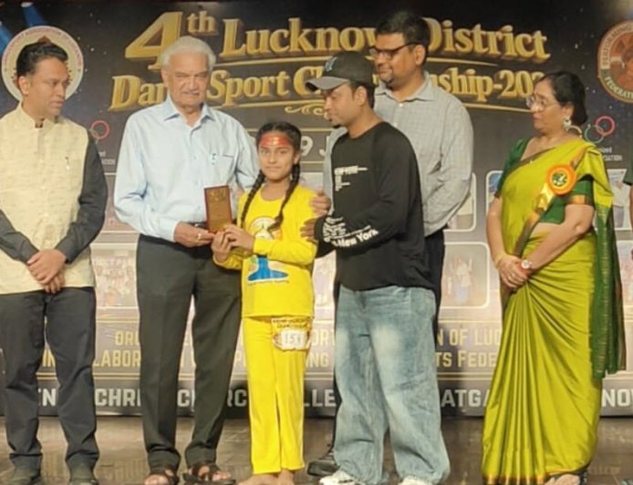 दो दिवसीय प्रतियोगिता में बाल कलाकार गार्गी की योग प्रस्तुति बनी आकर्षण का केंद्र