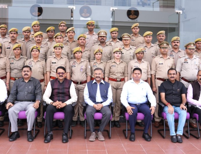 यूपीएसआईएफएस में “क्राइम सीन मैनेजमेन्ट” कोर्स के पांचवें बैच का प्रशिक्षण सकुशल सम्पन्न