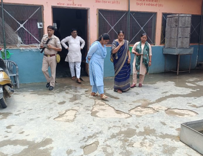 वृद्धजनों के बेहतर स्वास्थ्य संरक्षण को लेकर साप्ताहिक चिकित्सकीय परीक्षण के निर्देश