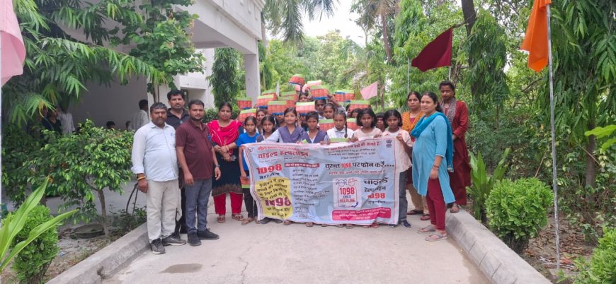 साइबर अपराधों से बचाव एवं बाल संरक्षण को लेकर छात्राओं को किया गया जागरूक
