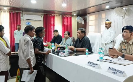 जिलाधिकारी की अध्यक्षता में आयोजित हुआ संपूर्ण समाधान दिवस