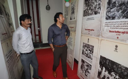 राजकीय इण्टर कॉलेज के विवेकानंद हॉल में विभाजन विभीषिका स्मृति दिवस एवं हर घर तिरंगा कार्यक्रम का भव्य आयोजन