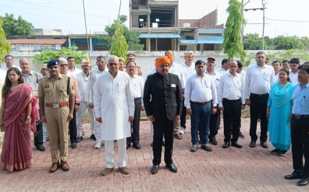 80वां स्वतंत्रता दिवस जनपद में धूमधाम एवं हर्षाेल्लास के साथ मनाया गया