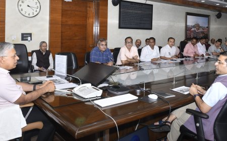 मुख्य सचिव ने सचिवालय की कार्यप्रणाली को अधिक व्यवस्थित, आधुनिक एवं स्वच्छ बनाने के लिए अधिकारियों को दिए आवश्यक दिशा-निर्देश