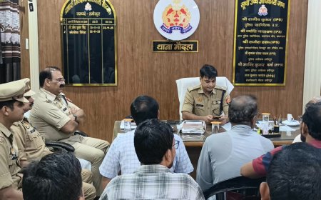 महाकाल पालकी यात्रा एवं बारह वफात जुलूस के दृष्टिगत पुलिस अपर अधीक्षक ने की बैठक