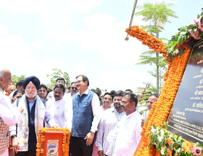 केन्द्रीय मंत्री हरदीप सिंह पुरी ने कपिलवस्तु स्तूप पर लाइट एण्ड साउण्ड शो का किया उद्घाटन