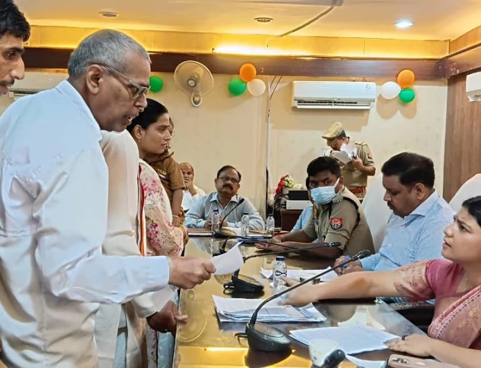 जिलाधिकारी की अध्यक्षता में तहसील गौरीगंज में आयोजित हुआ संपूर्ण समाधान दिवस