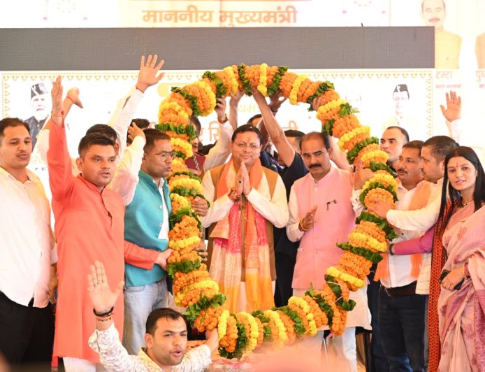 मुख्यमंत्री सशक्त बहना उत्सव में सीएम धामी ने चम्पावत को दी रू062.97 करोड़ की 50 विकास योजनाओं की सौगात