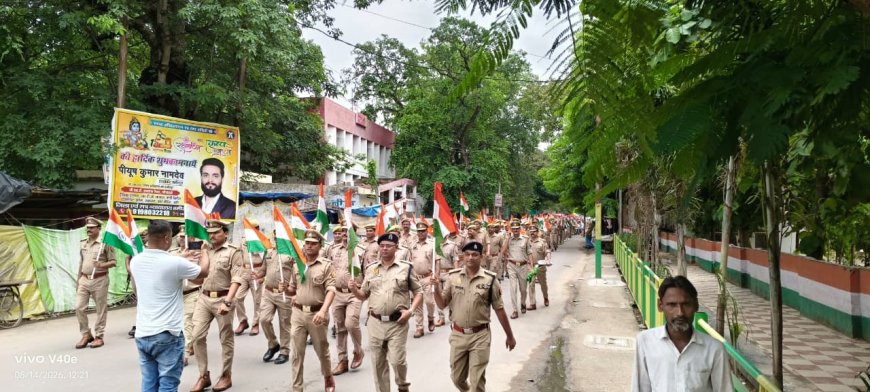 हर घर तिरंगा अभियान के अंतर्गत हमीरपुर पुलिस की भव्य तिरंगा यात्रा सम्पन्न
