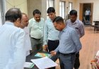 जिलाधिकारी ने कलेक्ट्रेट स्थित आपदा कंट्रोल रूम का किया औचक निरीक्षण