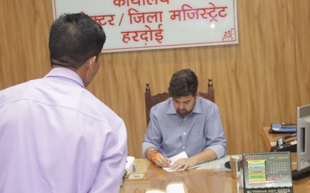 जन सुनवाई में जिलाधिकारी ने सुनी 87 शिकायतें