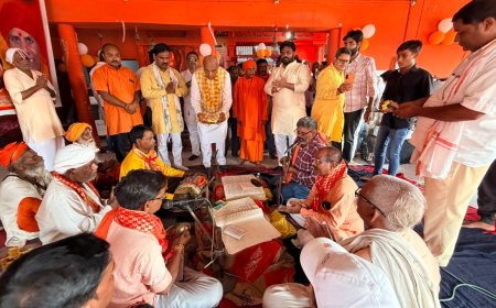 सदर विधायक श्यामधनी राही ने प्रधानमंत्री नरेन्द्र मोदी के जन्मदिन पर कराया सुंदरकांड पाठ