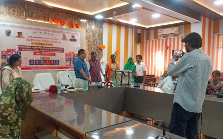 विश्वकर्मा जयंती पर ‘विश्वकर्मा टूलकिट वितरण योजना’ के तहत जनपद में 400 लाभार्थियों को वितरित किए गए टूलकिट