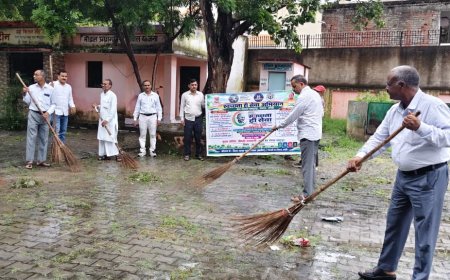 जनपद में सेवा संकल्प अभियान के तहत चला वृहद स्वच्छता अभियान, ग्राम चौपालों में सुनी गईं जनसमस्याएं