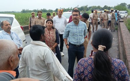 लगातार बारिश के बीच डीएम-एसपी ने किया जलभराव प्रभावित क्षेत्रों का निरीक्षण