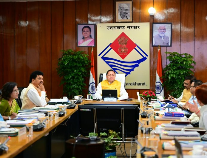नीति निर्माण में शोध, नवाचार और प्रभावी क्रियान्वयन पर विशेष ध्यान दिया जाए - सीएम धामी