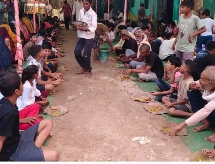 कुरारा में 24वें 17 दिवसीय धार्मिक महासाधना महोत्सव का विश्राम महाभंडारे के साथ हुआ