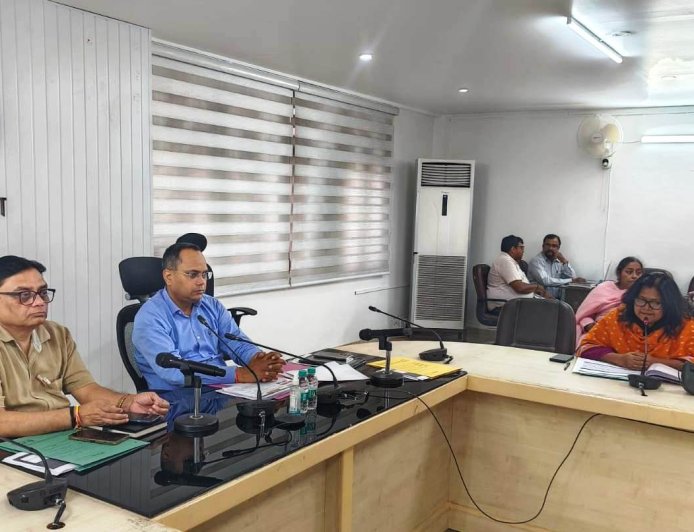 सीडीओ ने संचारी रोग नियंत्रण एवं दस्तक अभियान के लिए की समन्वय बैठक