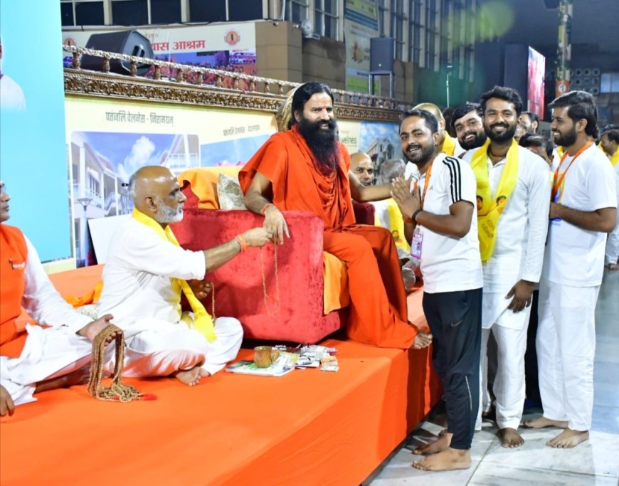 पतंजलि योग पीठ हरिद्वार में गोण्डा के योग प्रशिक्षकों ने लिया विशेष प्रशिक्षण