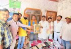 एशियन स्तर की कबड्डी प्रतियोगिता में स्वर्ण पदक विजेता प्रदीप चौरसिया को कन्हैया पासवान ने किया सम्मानित