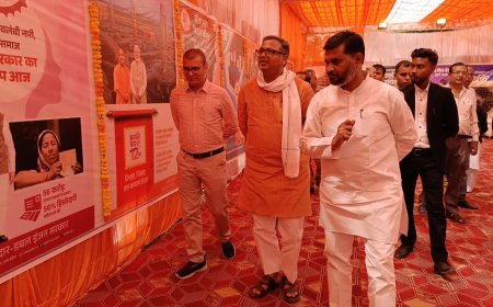 सेवा संकल्प अभियान के अंतर्गत अंबेडकर पार्क में तीन दिवसीय विकास प्रदर्शनी का हुआ शुभारंभ