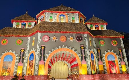 सद्भावना सांस्कृतिक समिति, सहारा स्टेट का दुर्गा पूजा पण्डाल ‘लोकचित्र एवं टेराकोटा विलेज टेंपल’ थीम पर आधारित