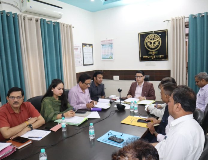जननी सुरक्षा योजना के तहत भुगतान में खराब प्रगति पर एडी हेल्थ को कारण बताओ नोटिस, नोडल अधिकारी सहारनपुर का वेतन रोका